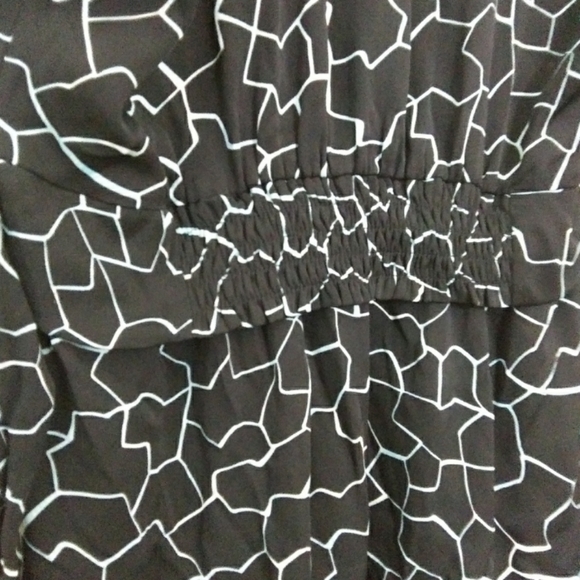 DIANE VON FURSTENBERG silk dolman sleeves women’s dress ties at waist Size 4 - Picture 4 of 7